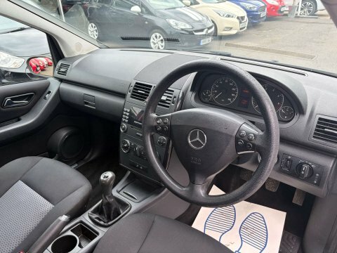 Mercedes-Benz A Class 1.5 A150 Classic Se Cvt Silver #12