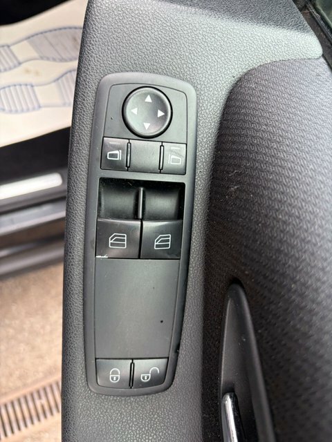 Mercedes-Benz A Class 1.5 A150 Classic Se Cvt Silver #18