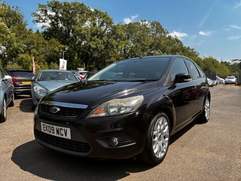 Ford Focus 1.6 Zetec Hatchback Black #3