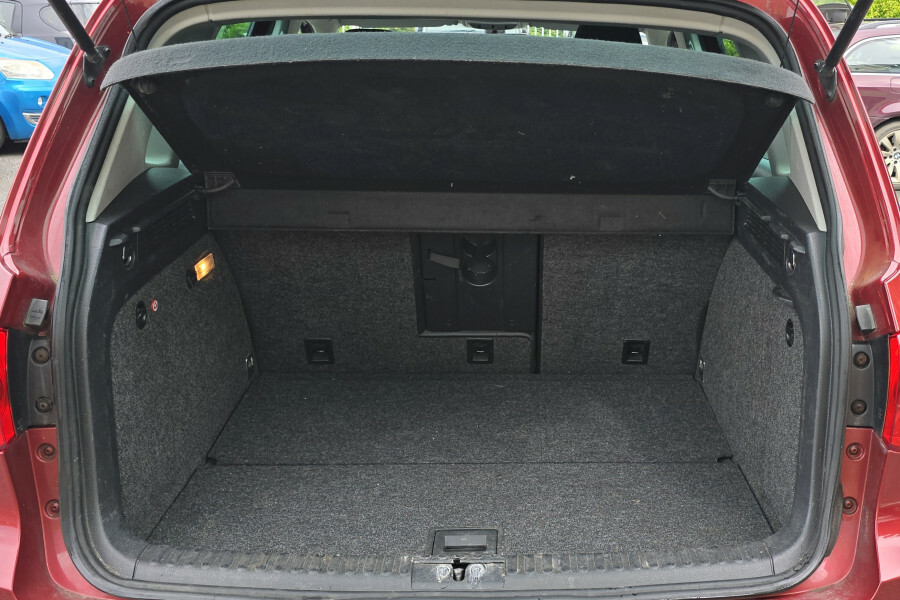 Volkswagen Tiguan S Black #15