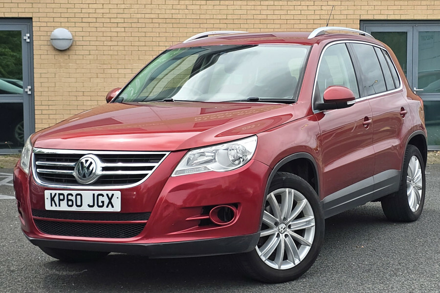 Volkswagen Tiguan Suv Red #2