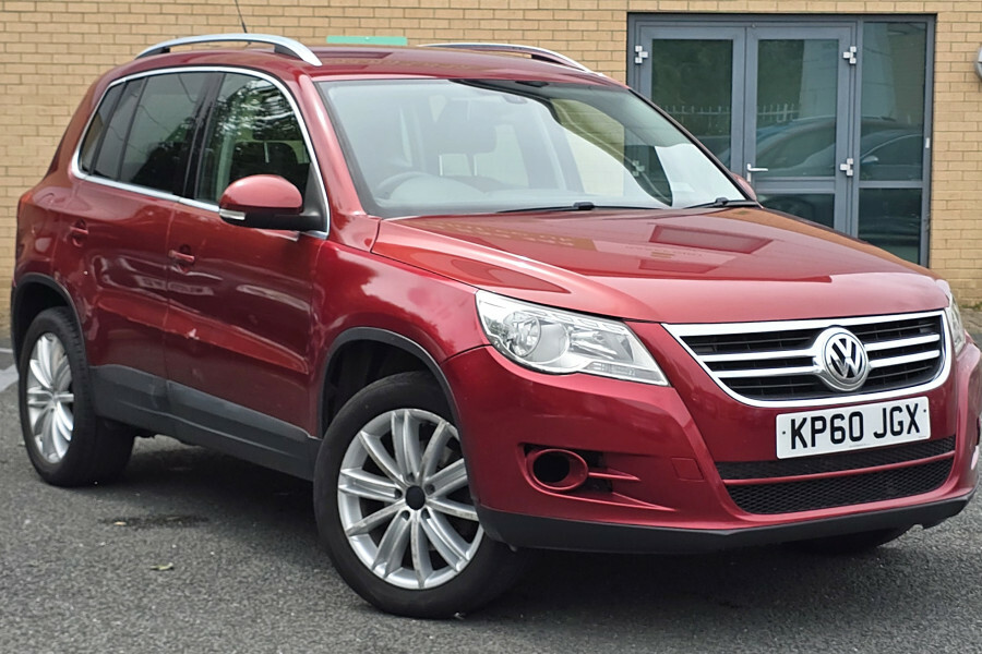 Volkswagen Tiguan Suv Red