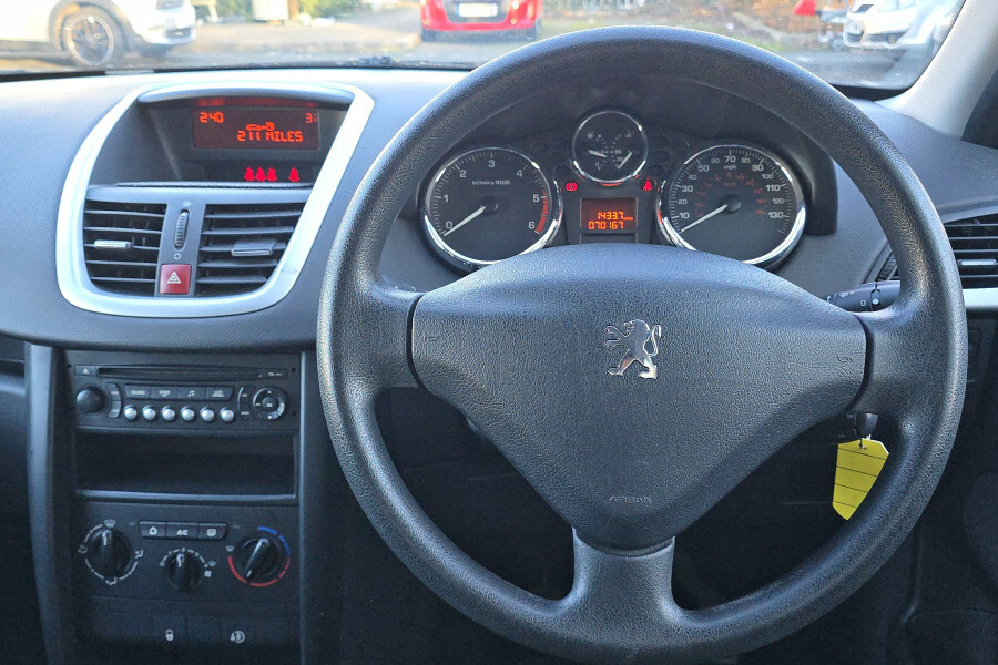 Peugeot 207 Hatchback Silver #14