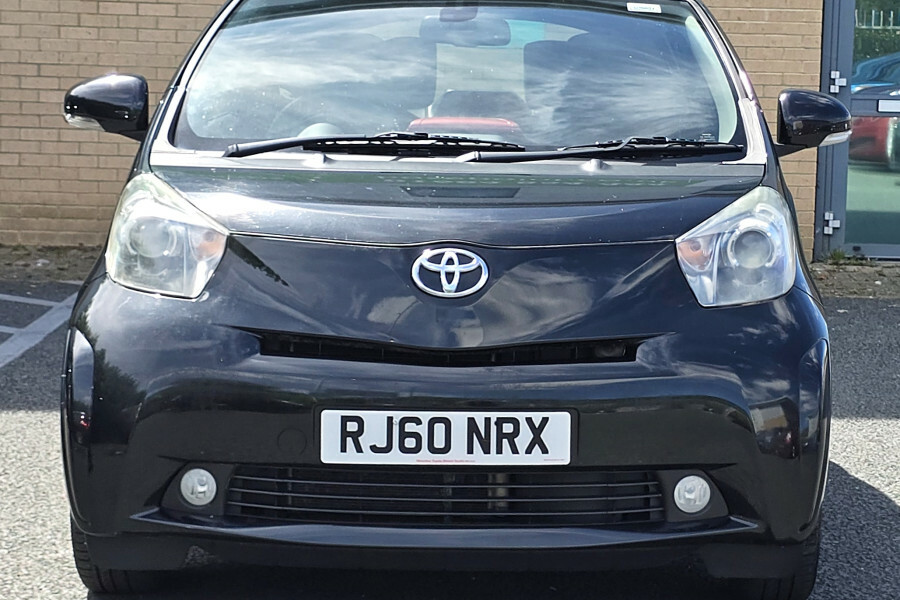 Toyota IQ Hatchback Red #7