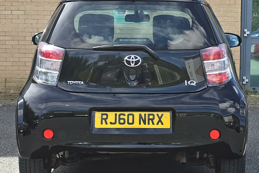 Toyota IQ Hatchback Red #8