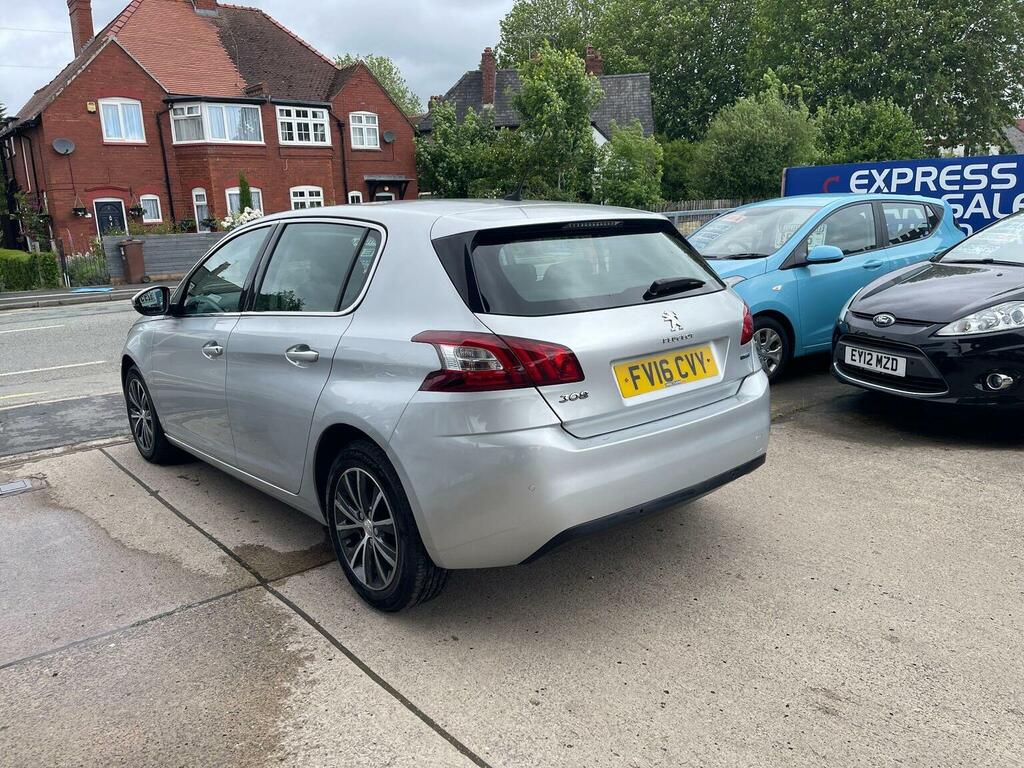 Peugeot 308 Hatchback 1.6 Bluehdi Allure Euro 6 Ss 201 Silver #5