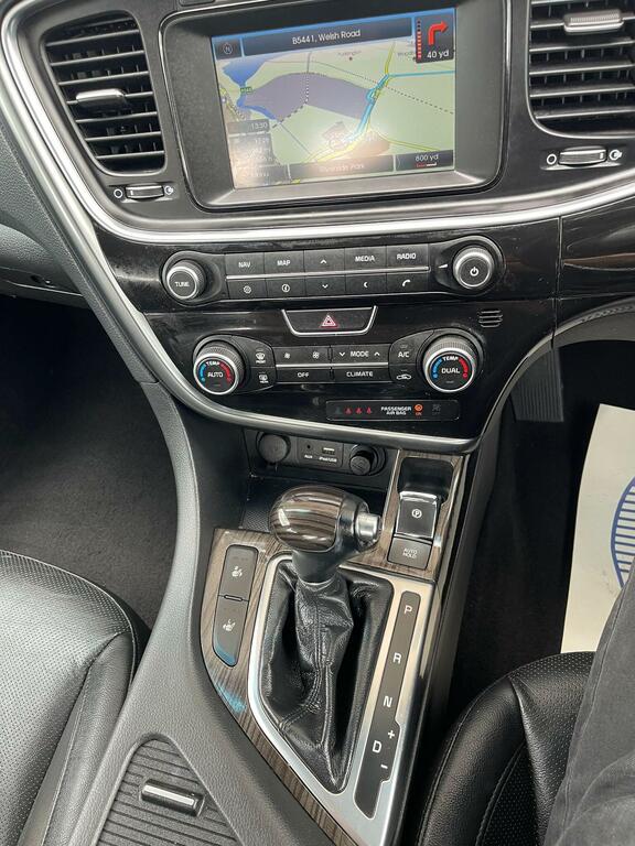 Kia Optima 1.7 Crdi 2 White #7