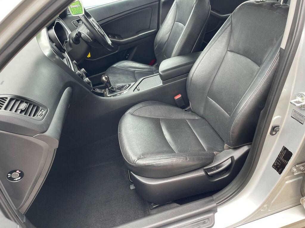 Kia Optima 1.7 Crdi 2 White #11
