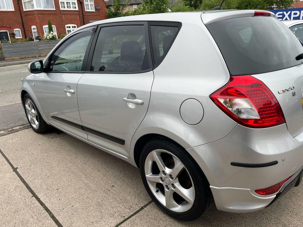 Kia Ceed  Black #19
