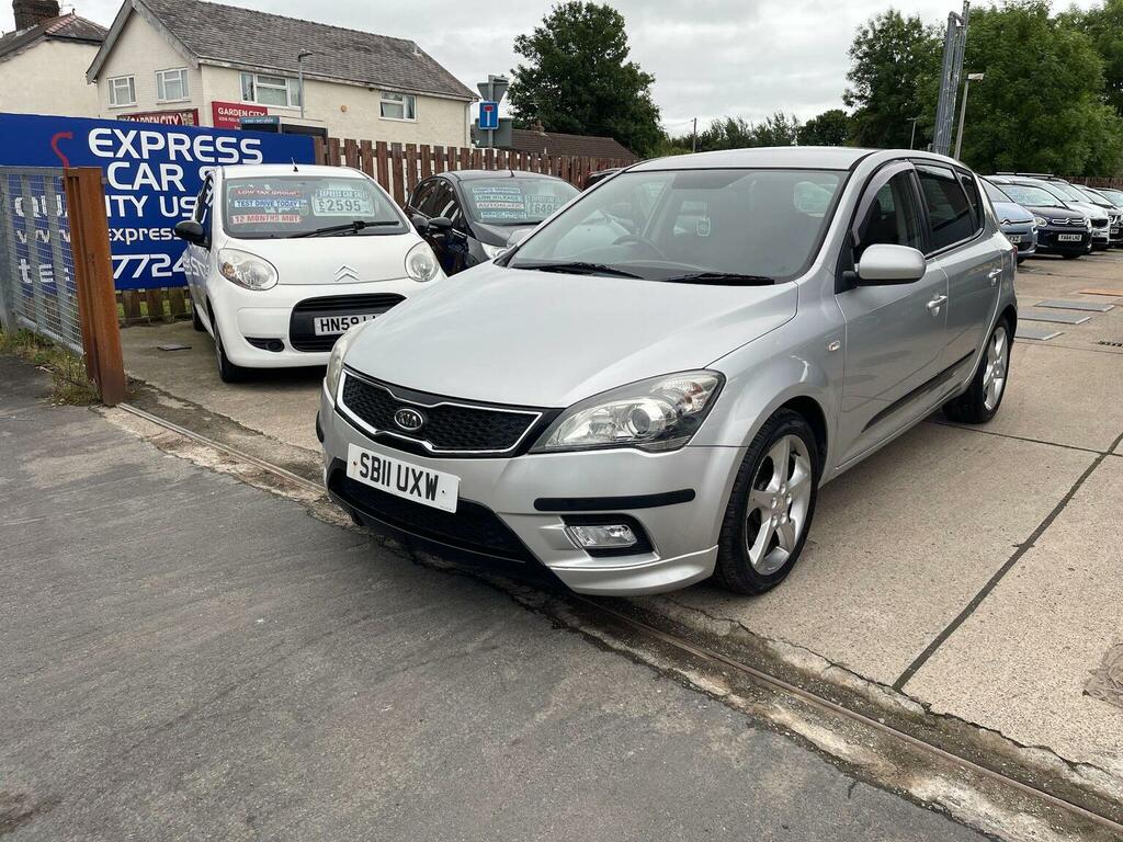 Kia Ceed 1.6 Crdi 3 Euro 5 Silver #4