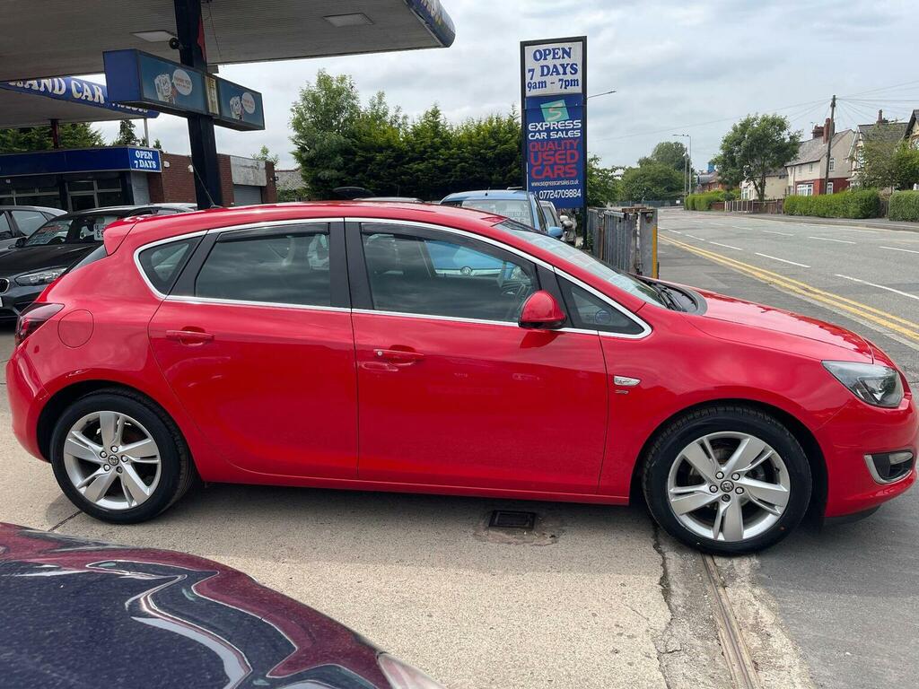 Vauxhall Astra 1.4T 16V Sri Euro 5 Red #3