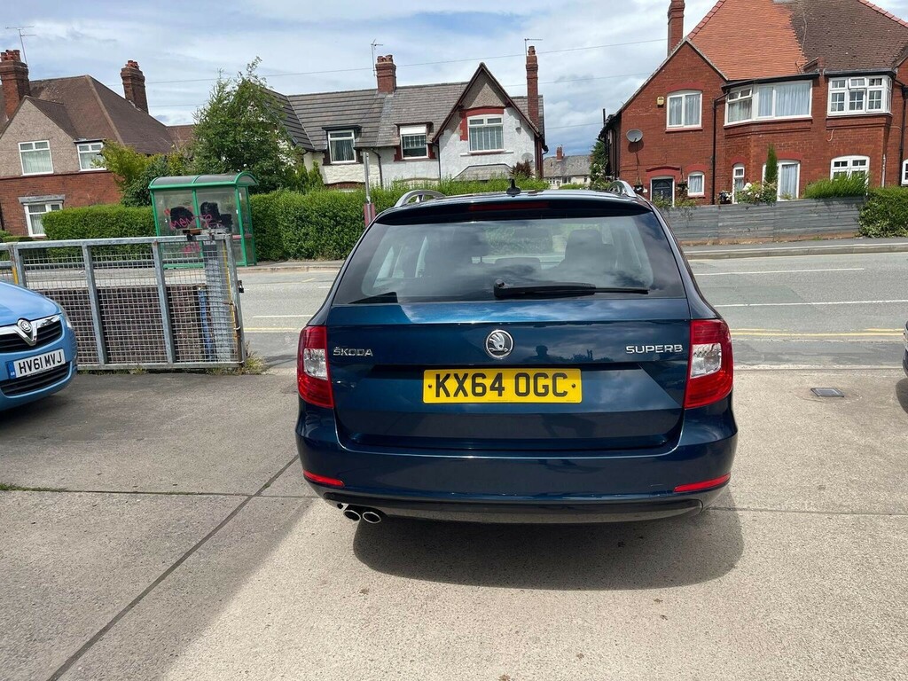 Skoda Superb 2.0 Tdi Elegance Blue #13