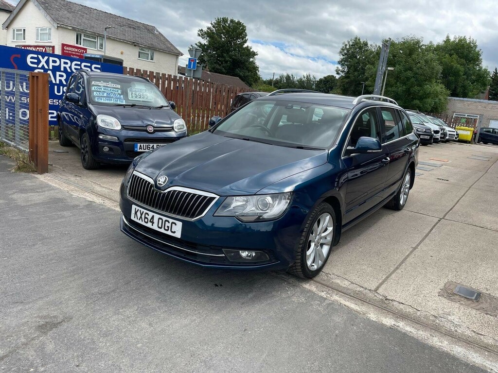 Skoda Superb 2.0 Tdi Elegance Blue #4