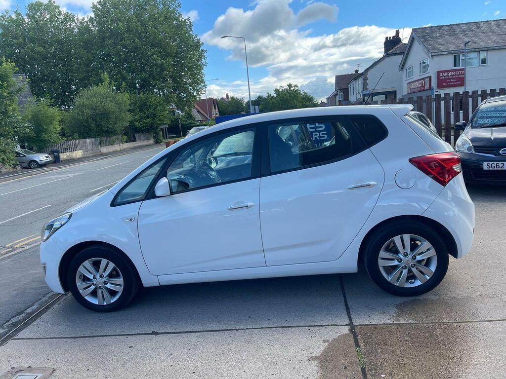 Hyundai Ix20 1.6 Active Euro 5 White #6