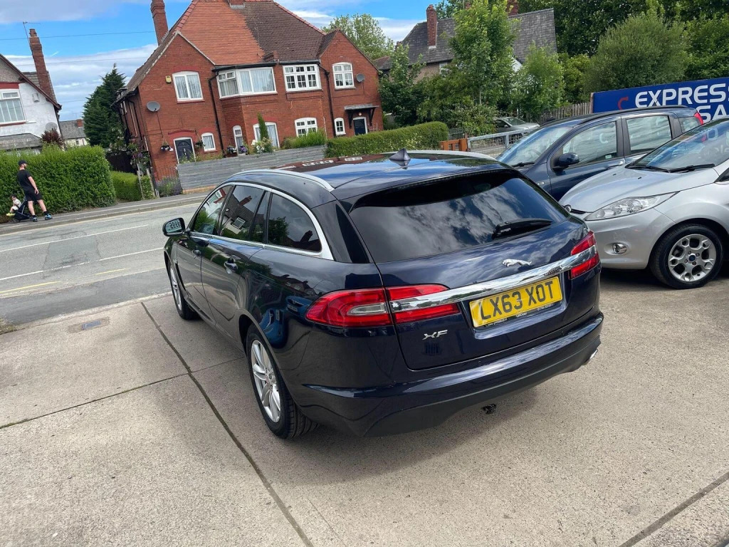 Jaguar XF 3.0D V6 Premium Luxury Start Stop Red #27