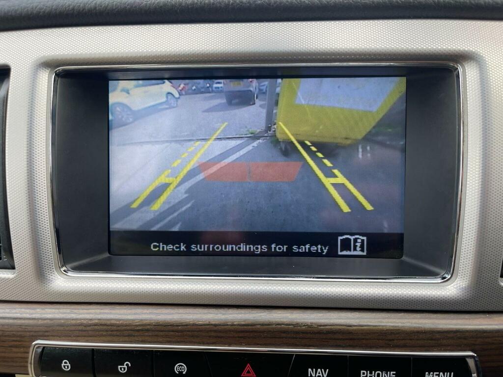 Jaguar XF 3.0D V6 Premium Luxury Start Stop Red #11