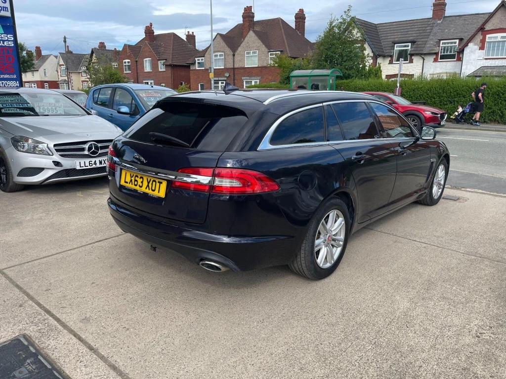 Jaguar XF 3.0D V6 Premium Luxury Start Stop Red #26