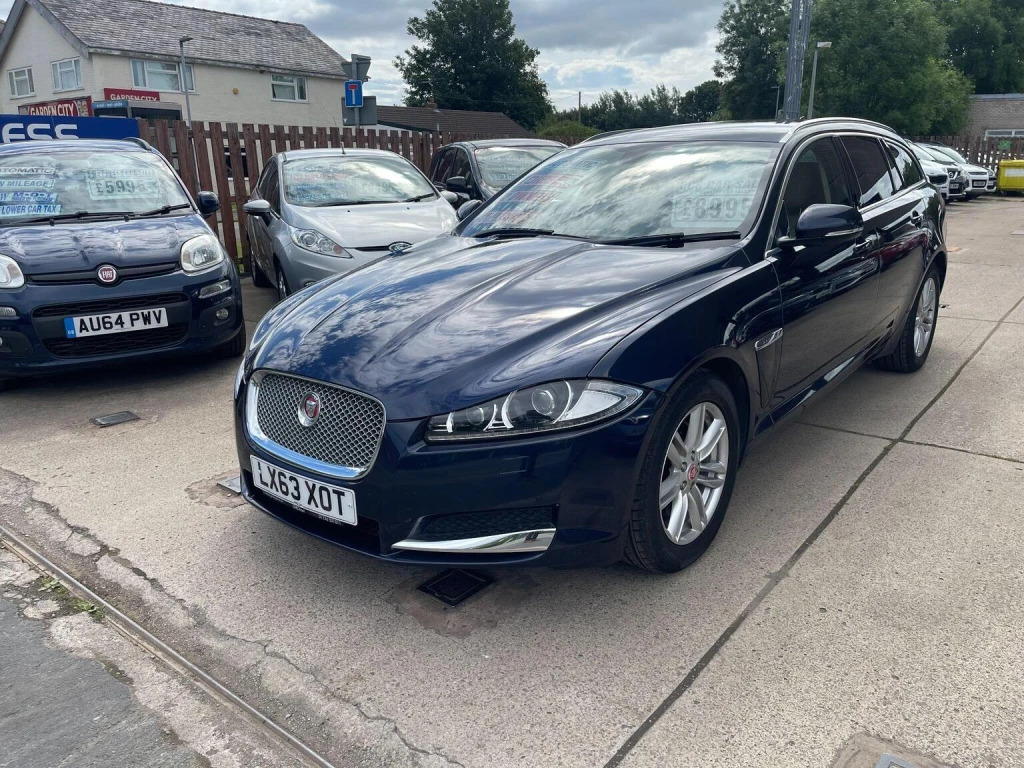 Jaguar XF 3.0D V6 Premium Luxury Start Stop Red #29