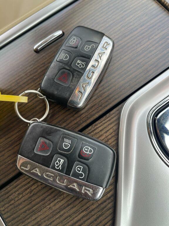 Jaguar XF 3.0D V6 Premium Luxury Start Stop Red #12