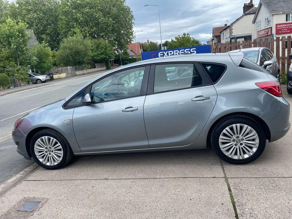 Vauxhall Astra 1.6 16V Energy Euro 5 Silver #6