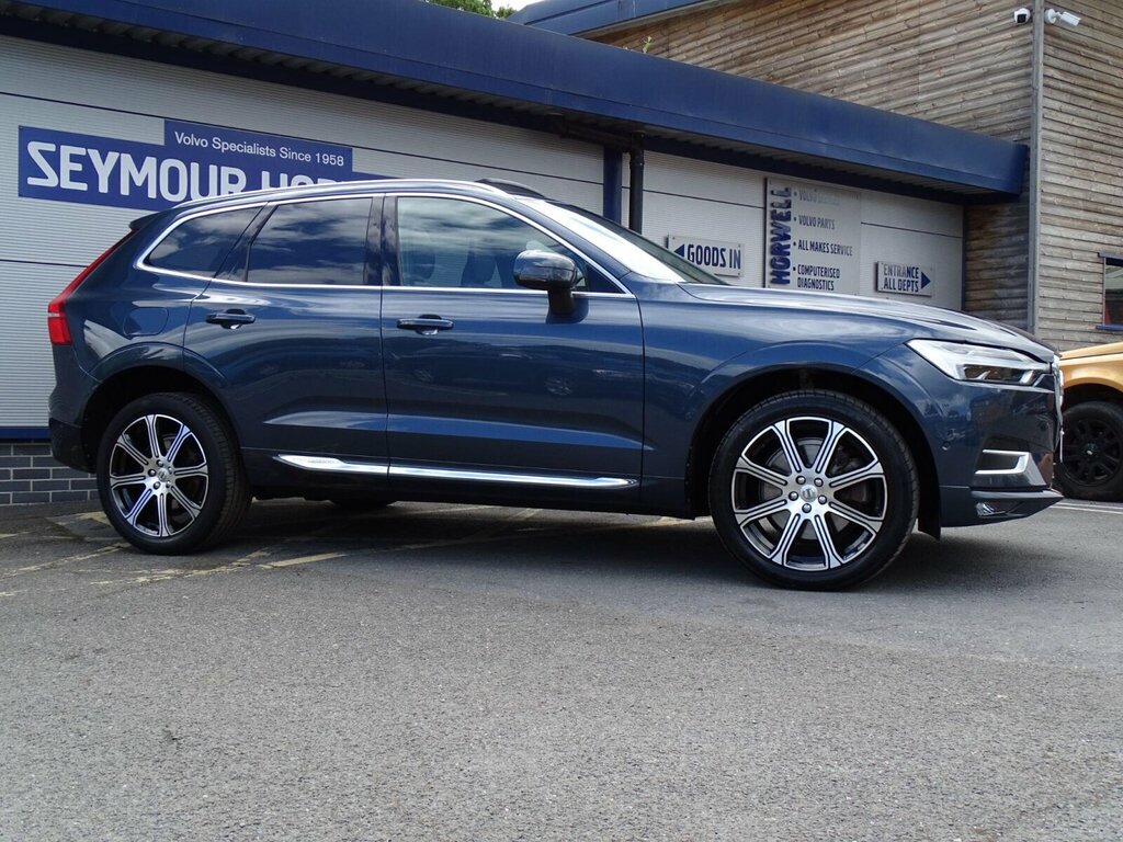 Volvo XC60 2.0 T5 Inscription Pro Awd Euro 6 Ss EU68KFC Blue #3