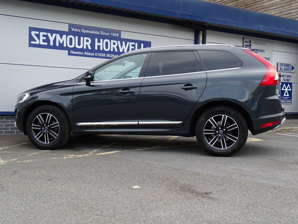 Volvo XC60 D4 R-design Blue #11