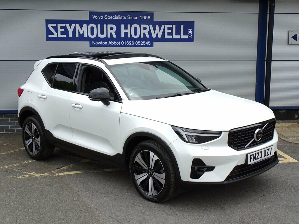 Volvo XC40 1.5H T5 Recharge 10.7Kwh Ultimate Dark Euro 6 White #2