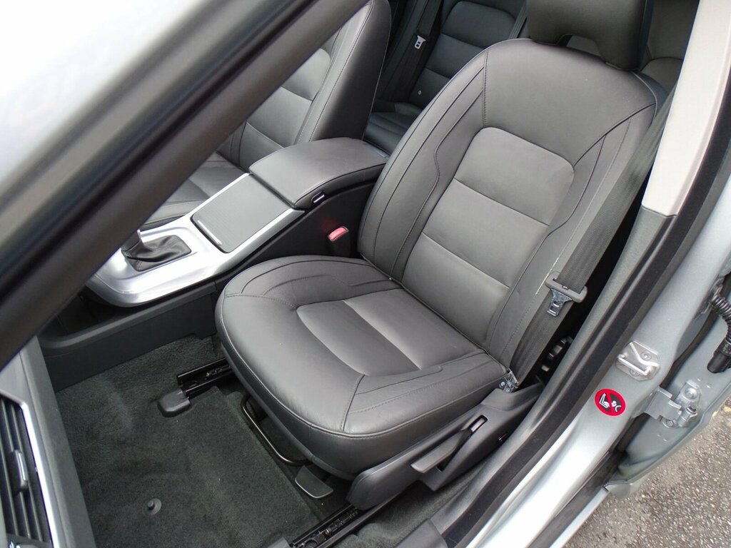 Volvo V70 D3 Se Lux Grey #30