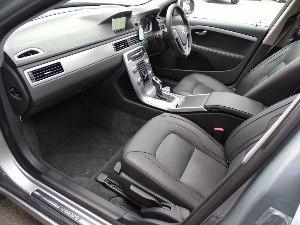 Volvo V70 D3 Se Lux Grey #31