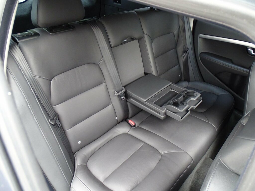 Volvo V70 D3 Se Lux Grey #28