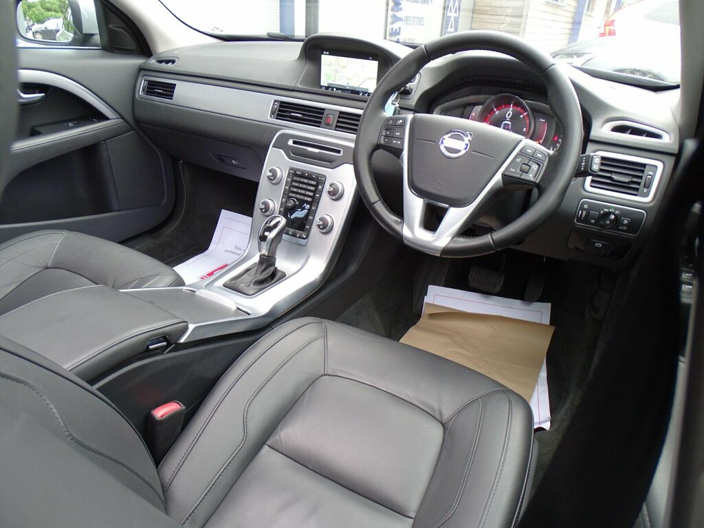 Volvo V70 D3 Se Lux Grey #26