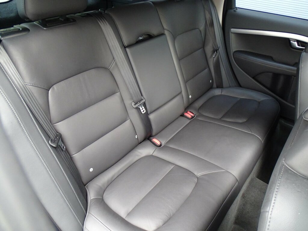 Volvo V70 D3 Se Lux Grey #27