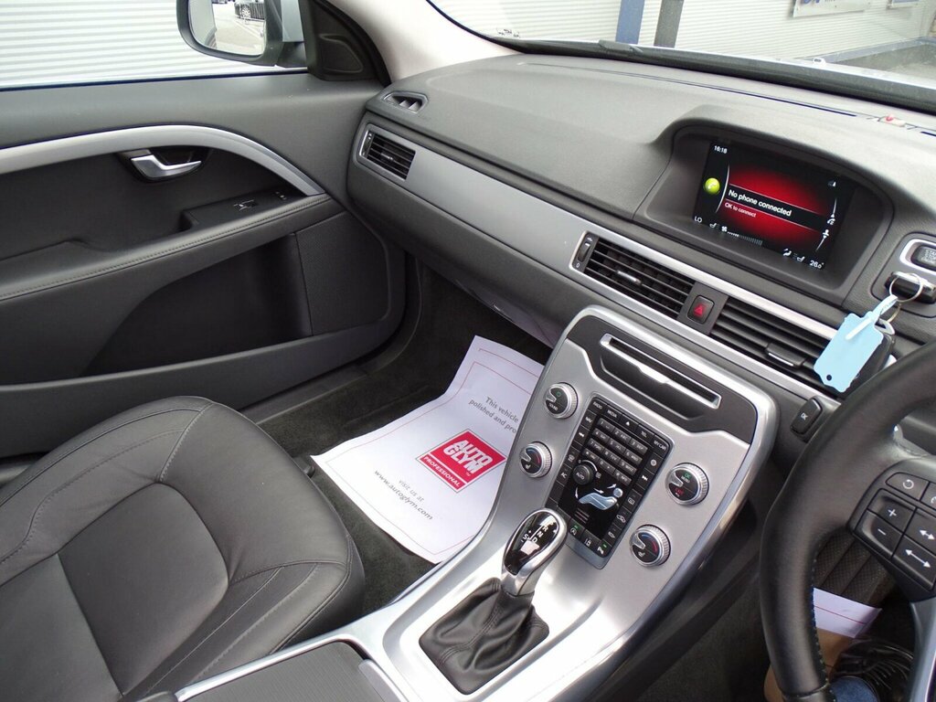 Volvo V70 D3 Se Lux Grey #25