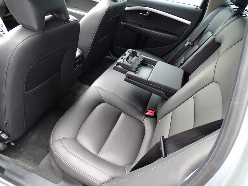 Volvo V70 D3 Se Lux Grey #32