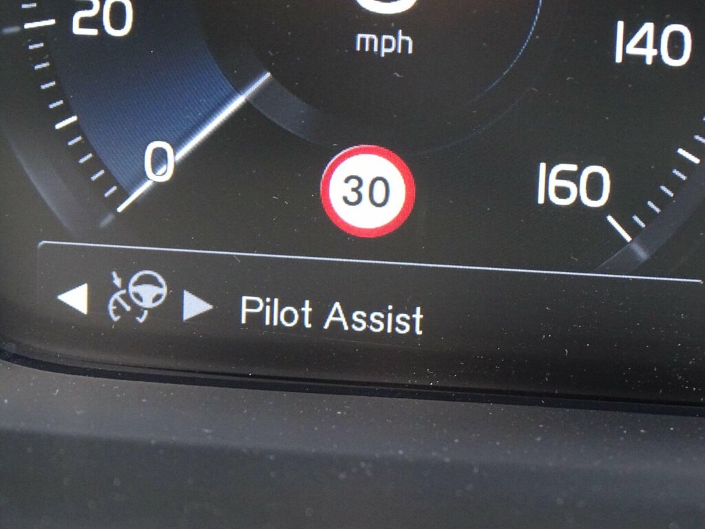 Volvo XC90 Inscription Black #40