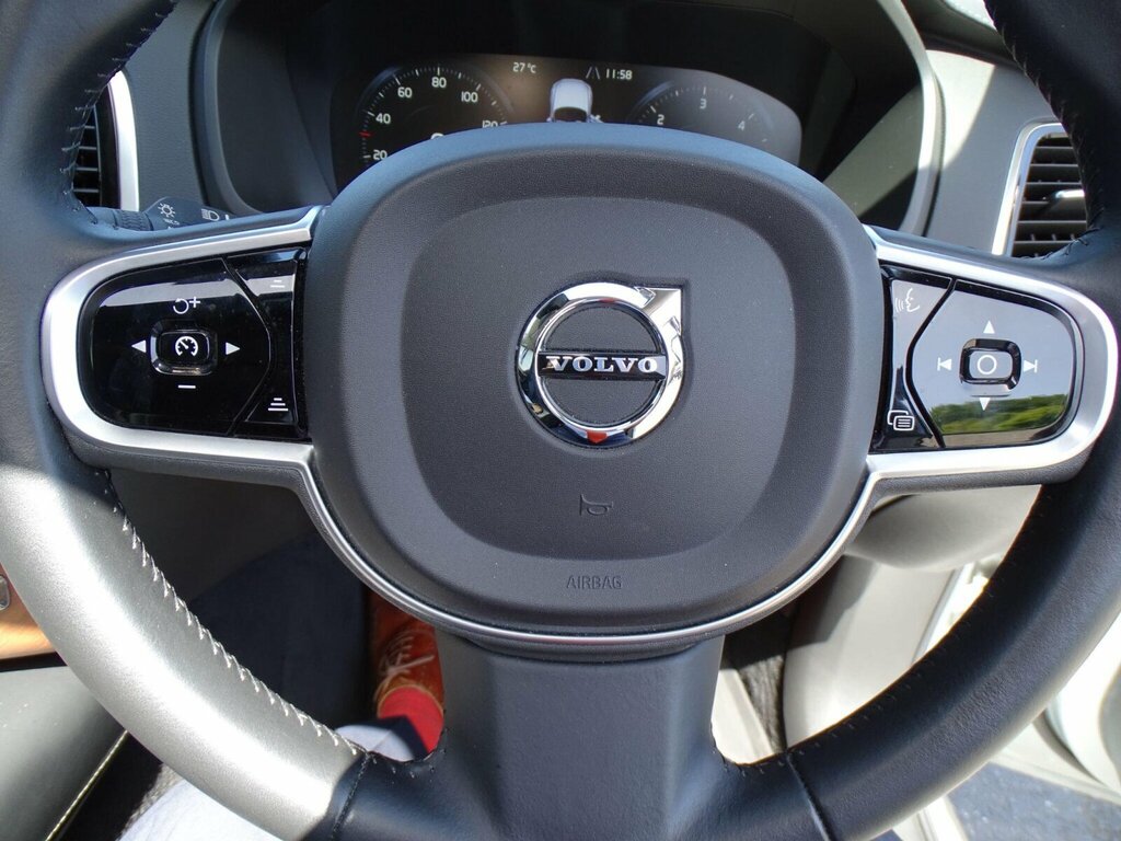 Volvo XC90 Inscription Black #47