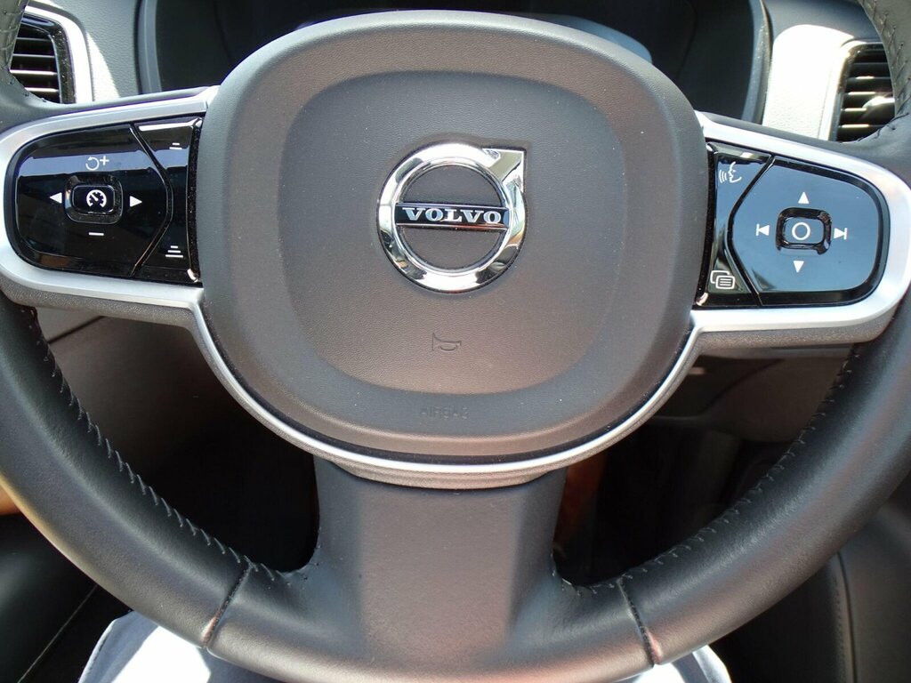 Volvo XC90 Inscription Black #48