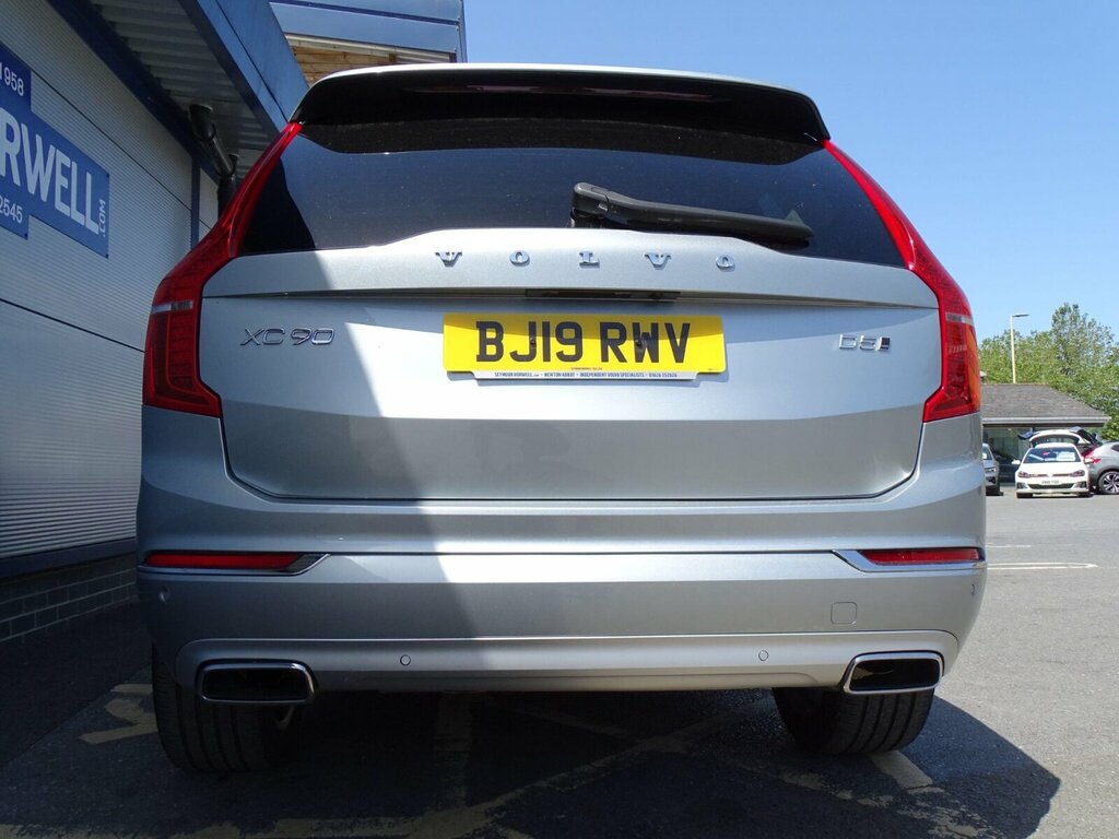 Volvo XC90 Inscription Black #11