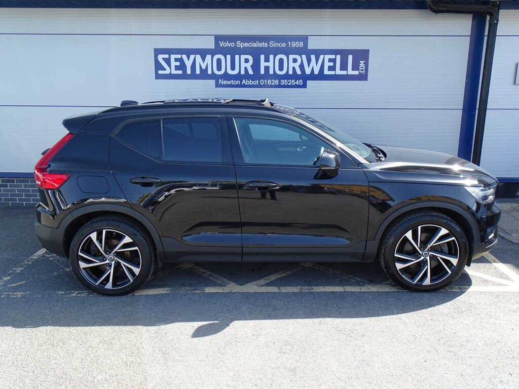 Volvo XC40 1.5H T5 Twin Engine Recharge 10.7Kwh R-design Pro CK70LZS Black #5