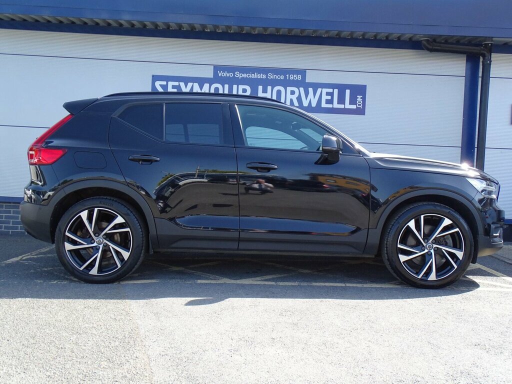 Volvo XC40 1.5H T5 Twin Engine Recharge 10.7Kwh R-design Pro CK70LZS Black #6