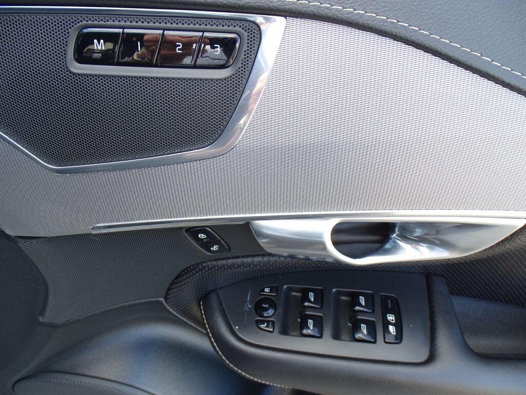 Volvo XC90 B5 Awd R-design Camera Adaptive Grey #30