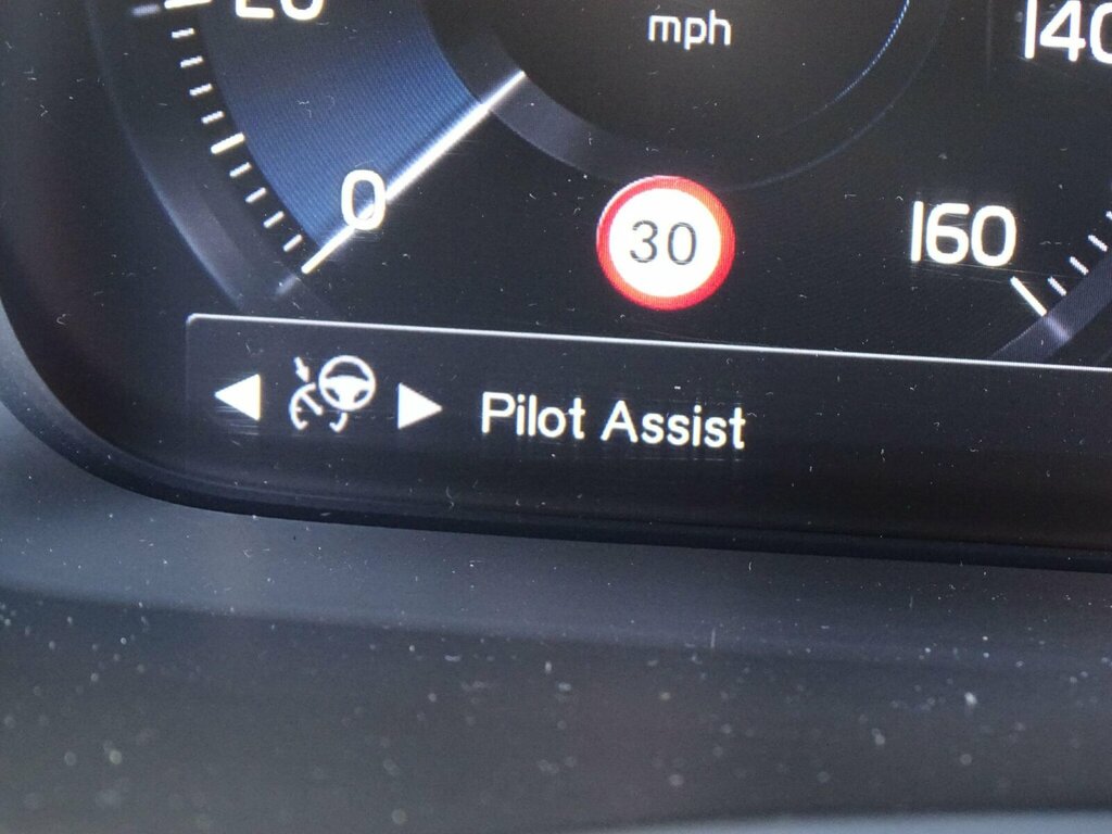 Volvo XC90 B5 Awd R-design Camera Adaptive Grey #48