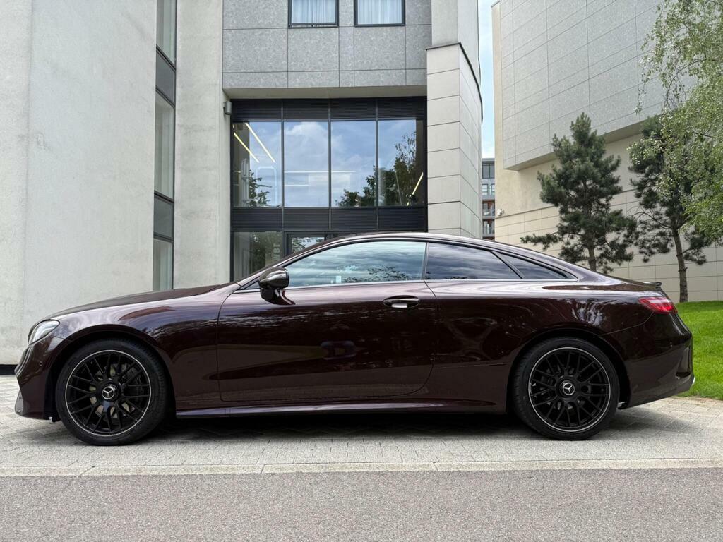Mercedes-Benz E Class 2019 2.0 E220d Amg Line Coupe G-tronic Black #7