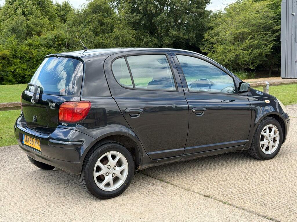 Toyota Yaris Hatchback Red #13
