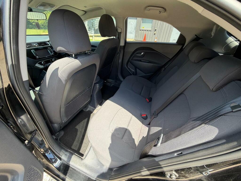 Kia RIO 1.25 Pulse White #34