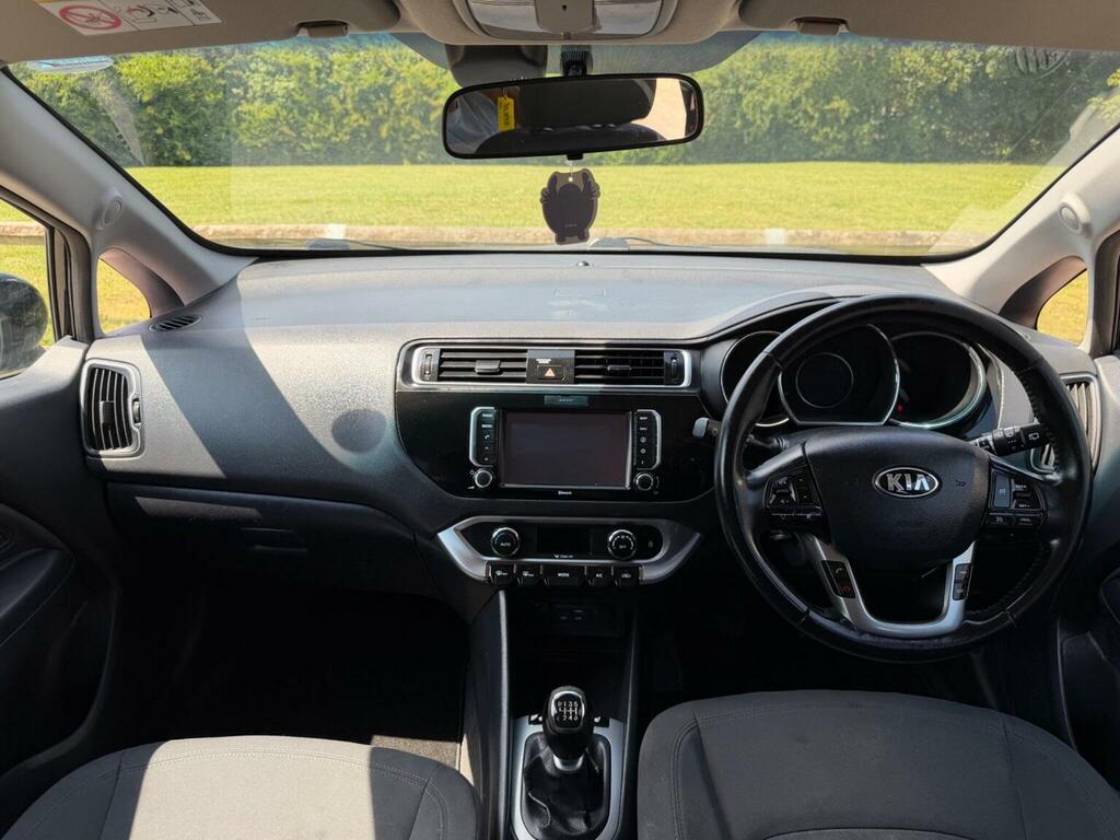 Kia RIO 1.25 Pulse White #25