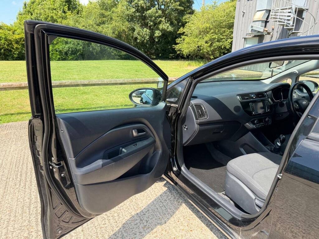 Kia RIO 1.25 Pulse White #41