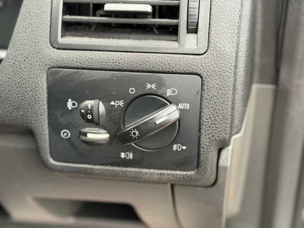 Ford Kuga Tdci Titanium Suv Black #22