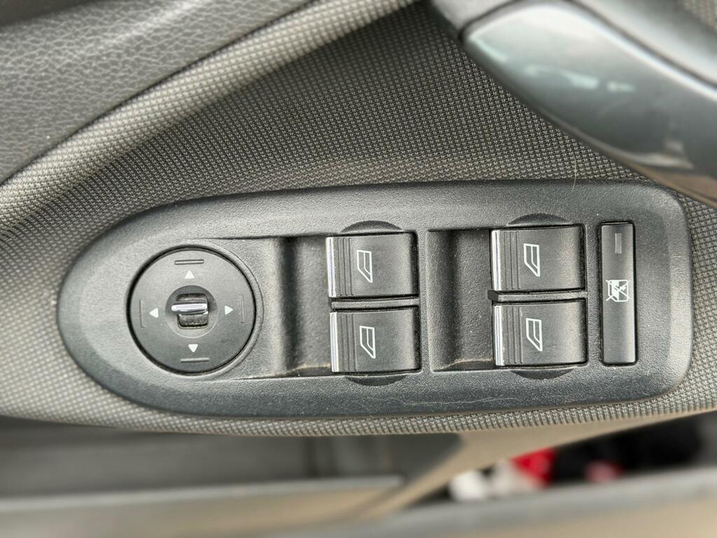 Ford Kuga Tdci Titanium Suv Black #40