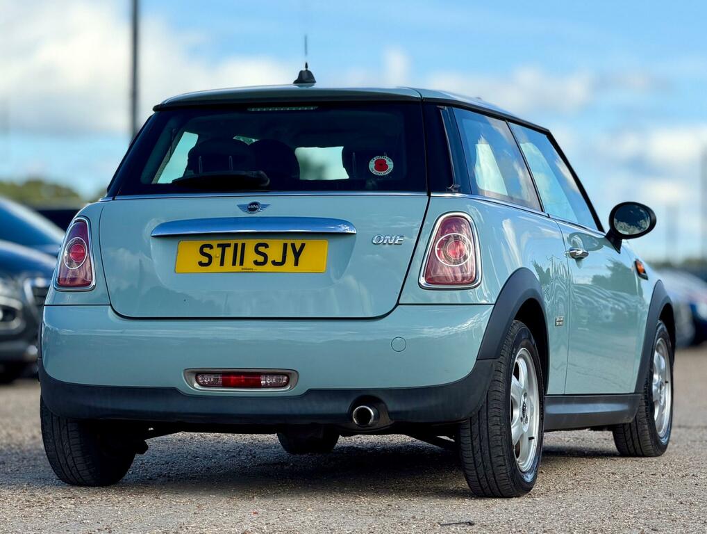 Mini Hatch Hatchback 1.6 One Euro 5 201161 White #19
